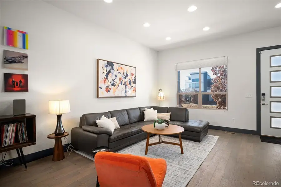 5462 Valentia Street, Denver, CO 80238 - #3