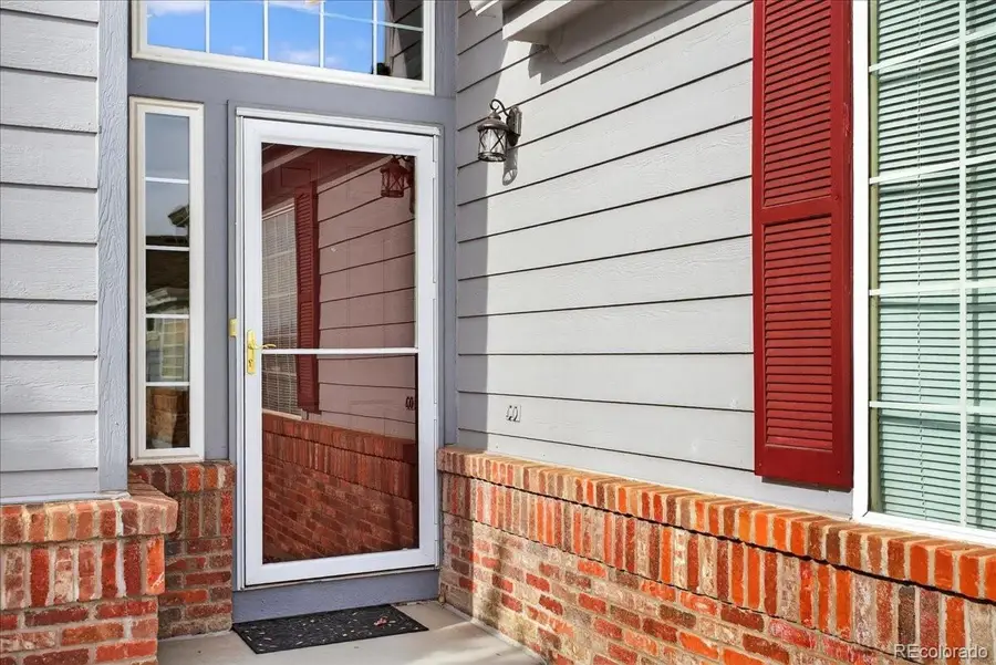 10871 W Dumbarton Place, Littleton, CO 80127 - Image #2