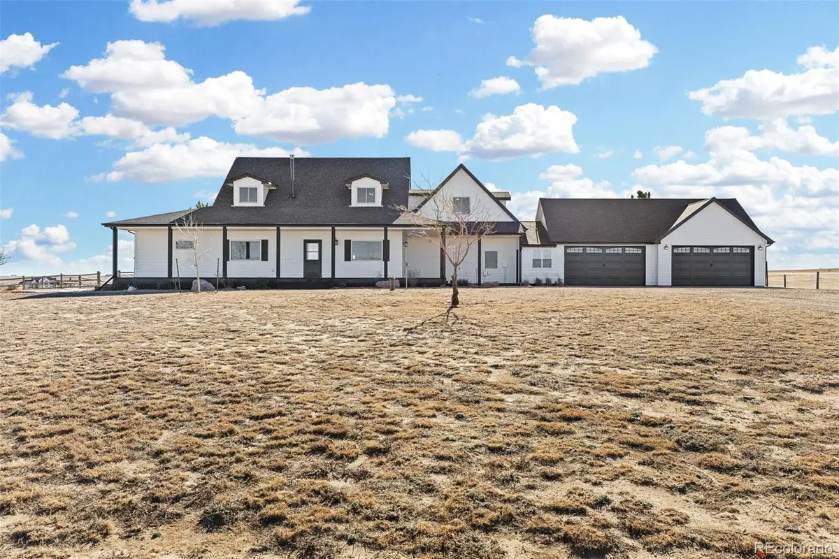 402 S County Road 129, Bennett, CO 80102 - Image #1