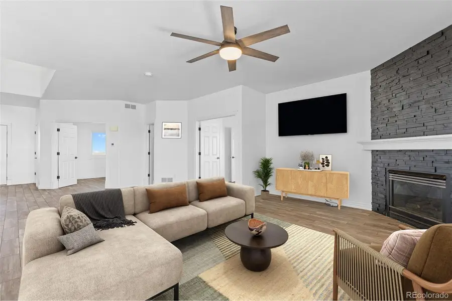 402 S County Road 129, Bennett, CO 80102 - Image #3