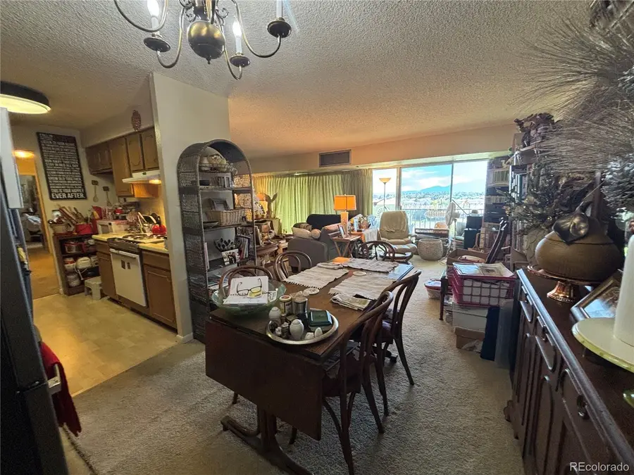 411 Lakewood #B-813, Colorado Springs, CO 80910 - #3