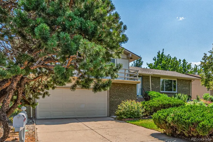 11956 E Oregon Circle, Aurora, CO 80012 - Image #2