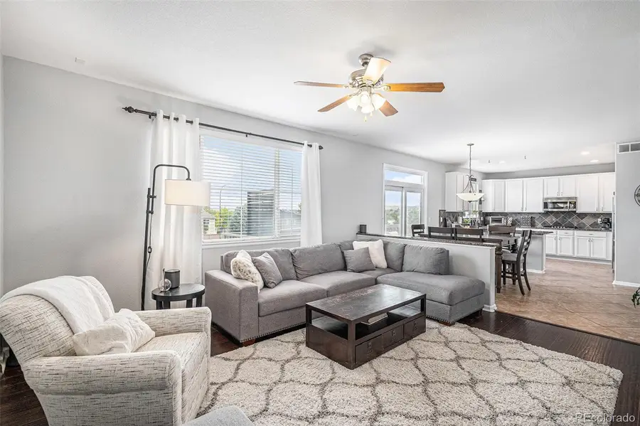 10547 Laurelglen Circle, Highlands Ranch, CO 80130 - Image #2