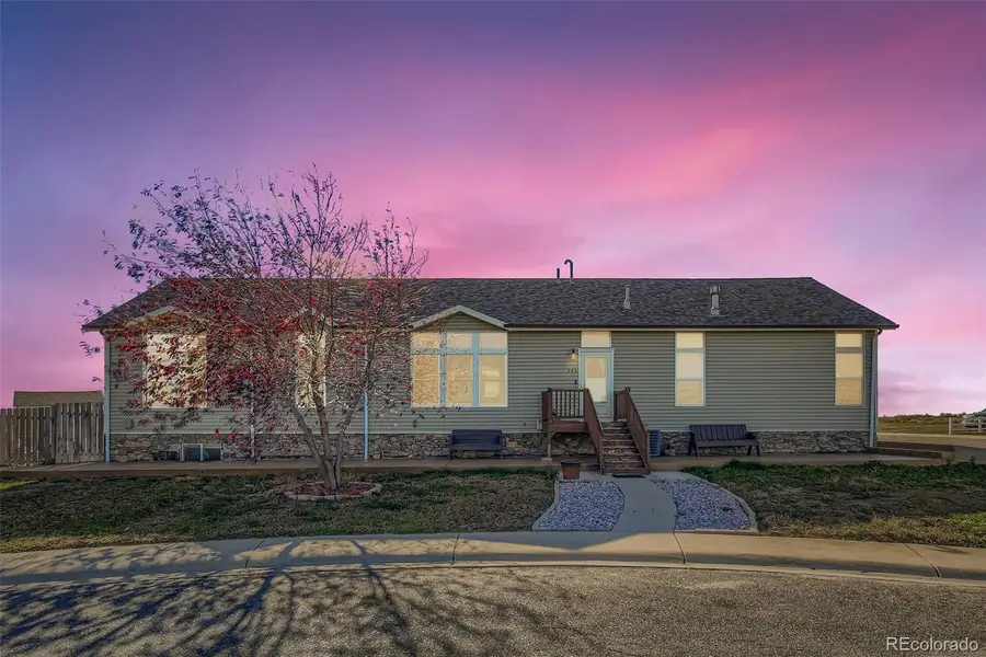 245 W Crawford Avenue, Keenesburg, CO 80643 - #2