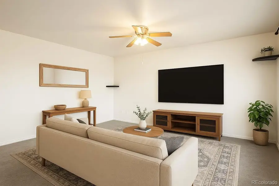 542 E 25th St Rd, Greeley, CO 80631 - #2