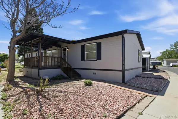 1816 Pagosa Way, Aurora, CO 80011