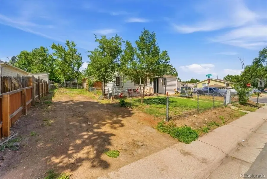 4401 W Mississippi Avenue, Denver, CO 80219 - #3