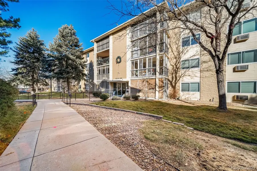 3082 S Wheeling Way #205, Aurora, CO 80014 - Image #2