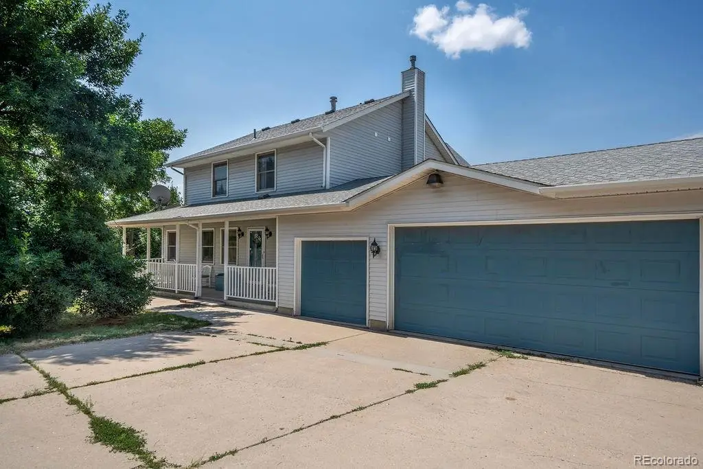 7293 W Lakeside Drive, Littleton, CO 80125 - Image #1