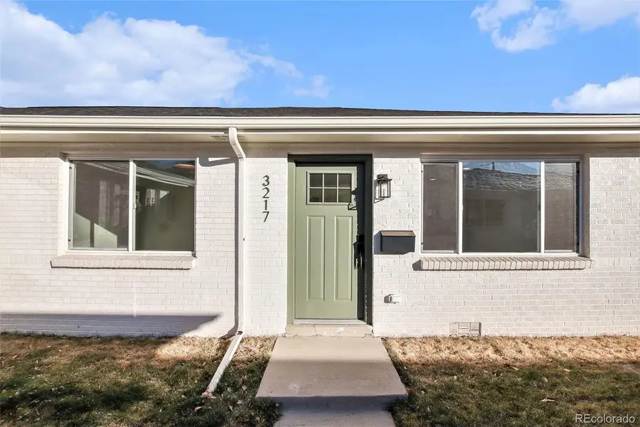 3217 N Steele Street, Denver, CO 80205 - Image #2