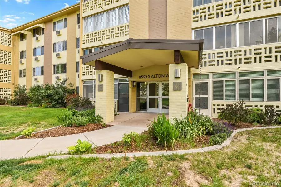 690 S Alton Way #6B, Denver, CO 80247 - #2