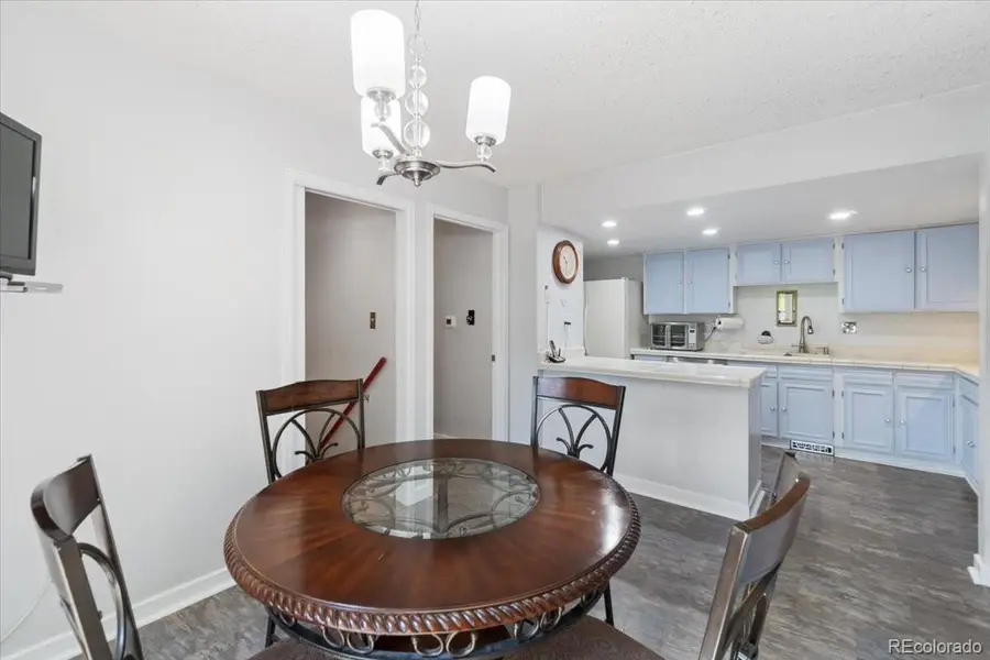 7172 S Vine Circle, Centennial, CO 80122 - Image #3