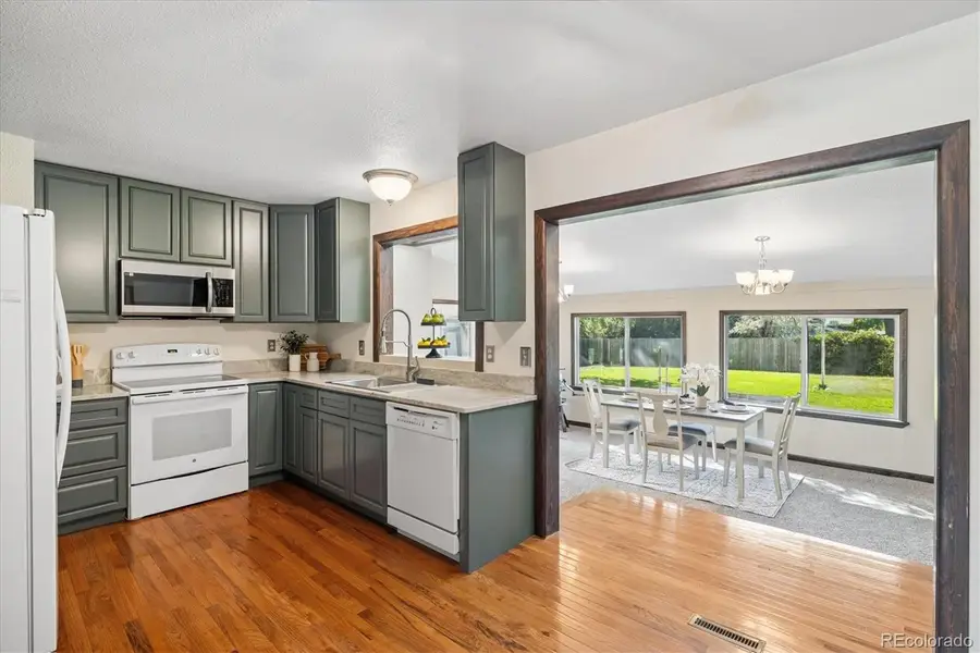 19064 W 61st Place, Golden, CO 80403 - Image #2