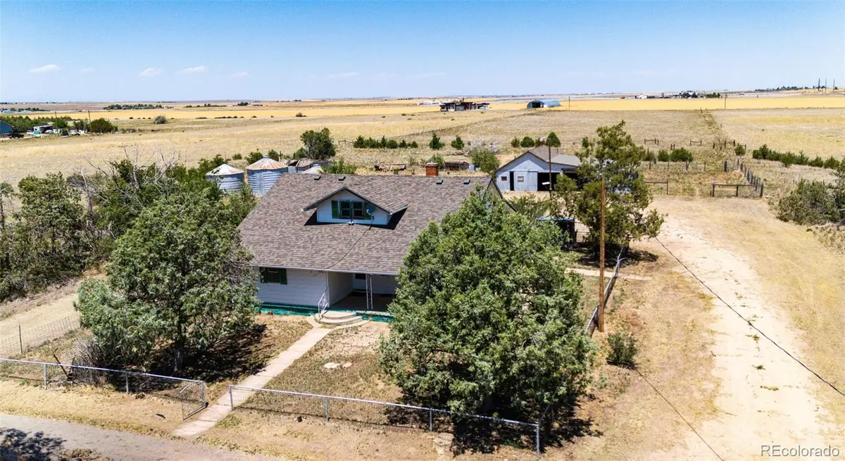 45501 E 38th, Bennett, CO 80102 - #1
