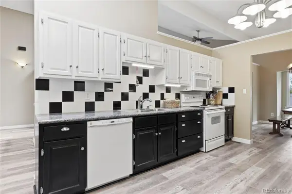 12054 E Maple, Aurora, CO 80012