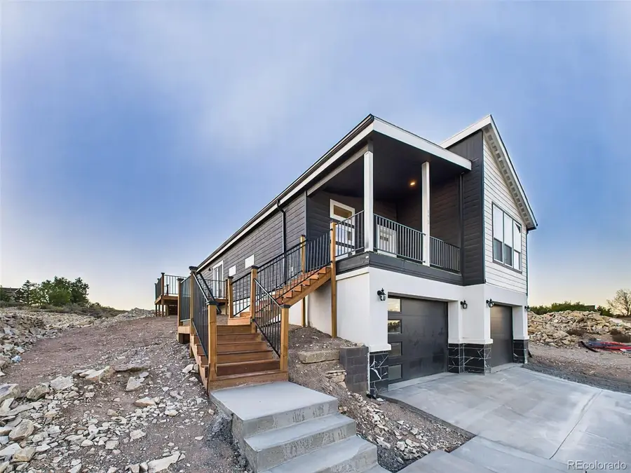 893 S Greenway Avenue, Pueblo, CO 81007 - #2