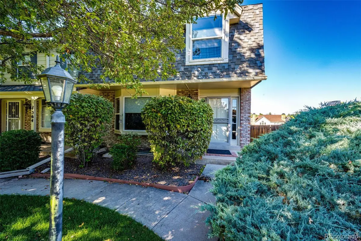 7566 S Cove Circle, Centennial, CO 80122 - Image #1