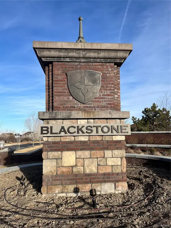 27105 E Long Place, Aurora, CO 80016