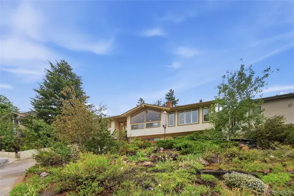 961 S Foothill Drive, Lakewood, CO 80228