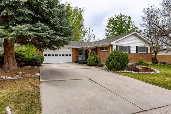 910 E Briarwood Circle, Centennial, CO 80122
