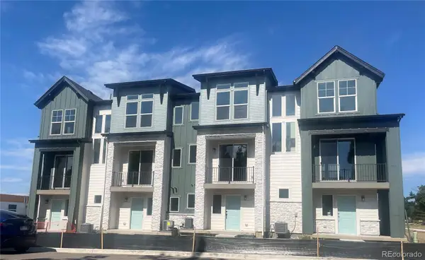 11948 W 57th Place, Arvada, CO 80002