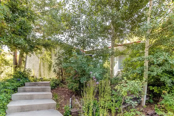 8888 W 37th Place, Wheat Ridge, CO 80033