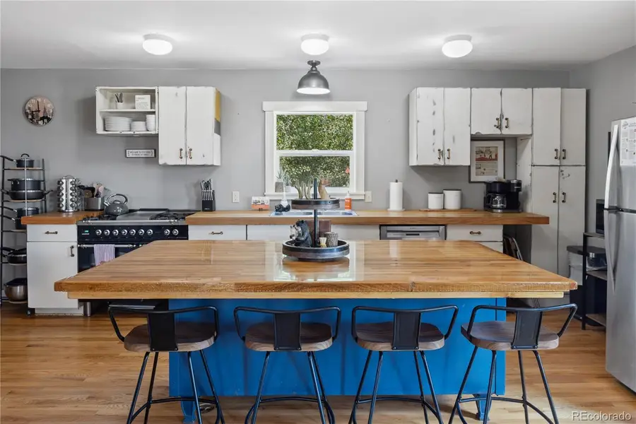 301 W 3rd Street, Creede, CO 81130 - Image #3