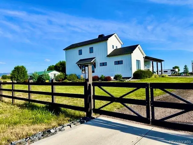 560 Talons Reach Run, Berthoud, CO 80513 - #1