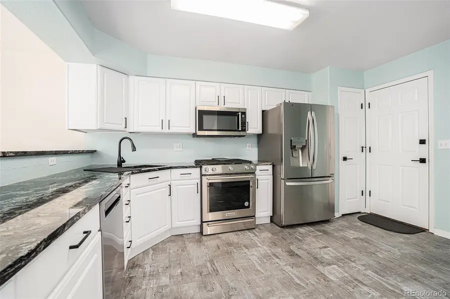 6366 S Harrison Court, Centennial, CO 80121 - Image #3