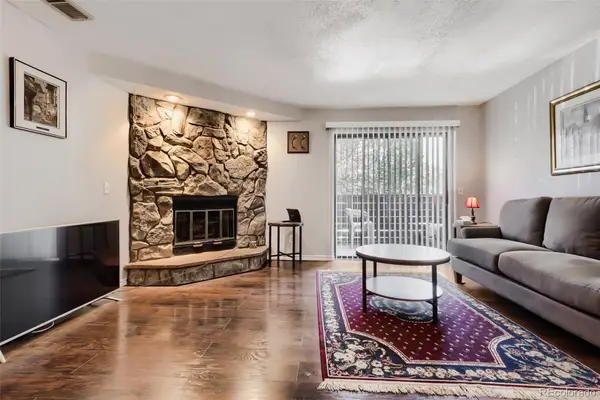 15350 E Arizona Avenue #201, Aurora, CO 80017