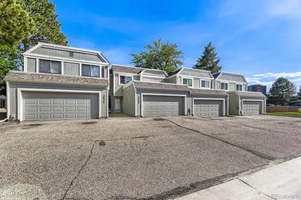 2938 S Parker Court, Aurora, CO 80014