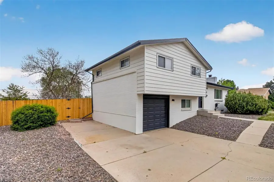 683 Dawson Street, Aurora, CO 80011 - #2