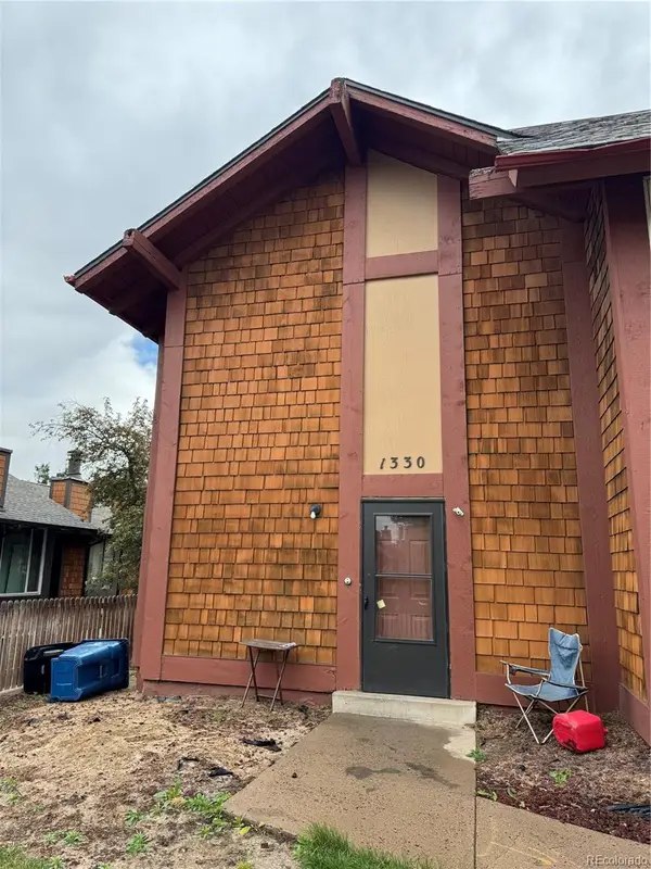 1330 S Dillon Way, Aurora, CO 80012