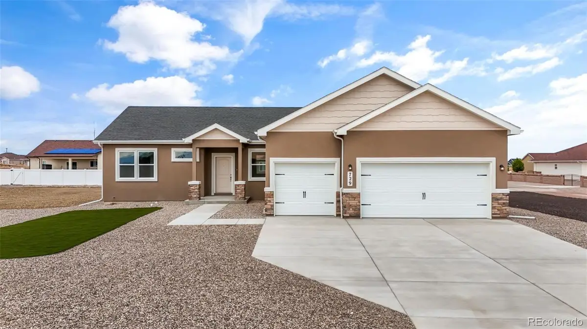 729 Campbell Lane, Pueblo, CO 81007 - #1