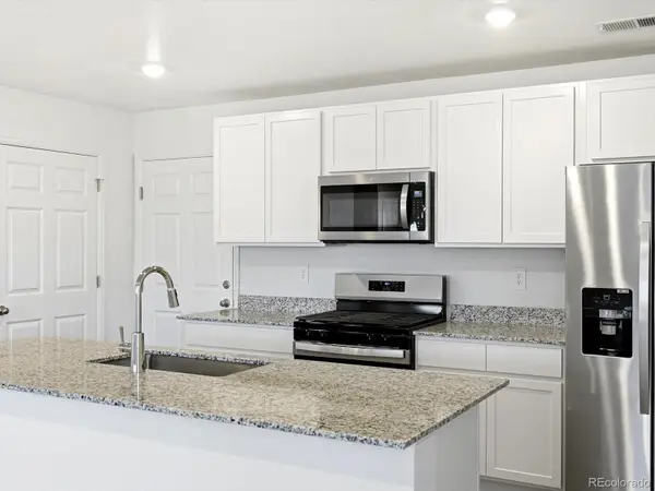 21247 E 65th Avenue, Aurora, CO 80019