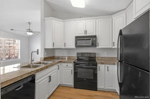 3884 S Dallas Circle #202, Aurora, CO 80014