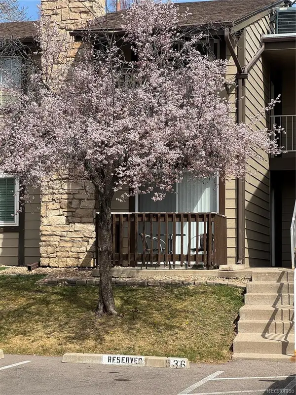 1850 S Pitkin Circle #B, Aurora, CO 80017