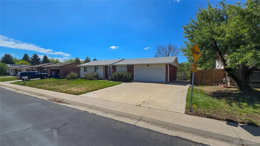 6486 W Iowa Avenue, Lakewood, CO 80232 - #3