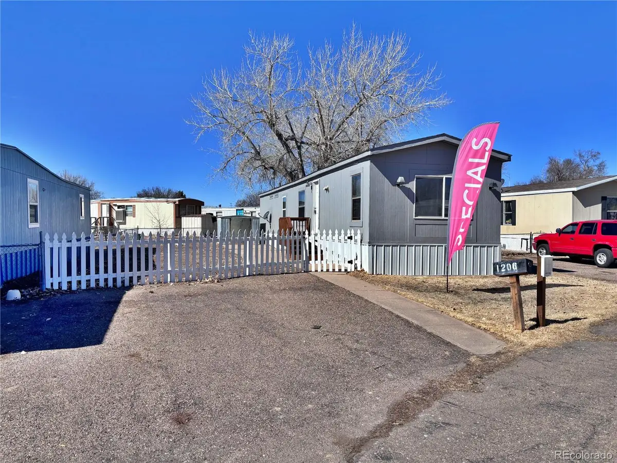 1206 Holt Lane, La Junta, CO 81050 - Image #1