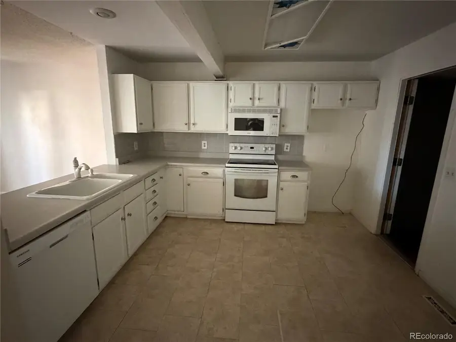 15361 E Louisiana Avenue, Aurora, CO 80017 - #2