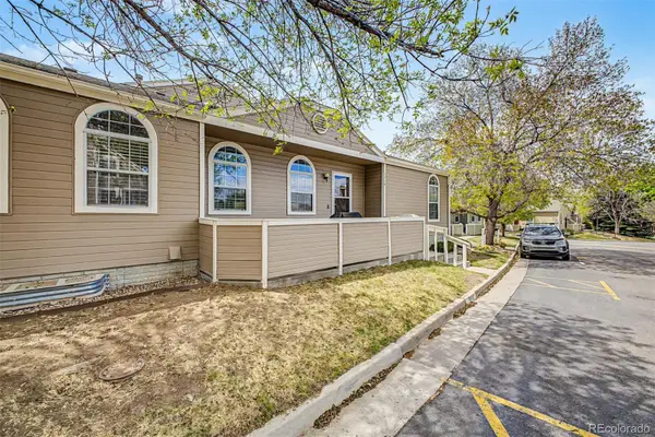 5868 W Asbury Place, Lakewood, CO 80227