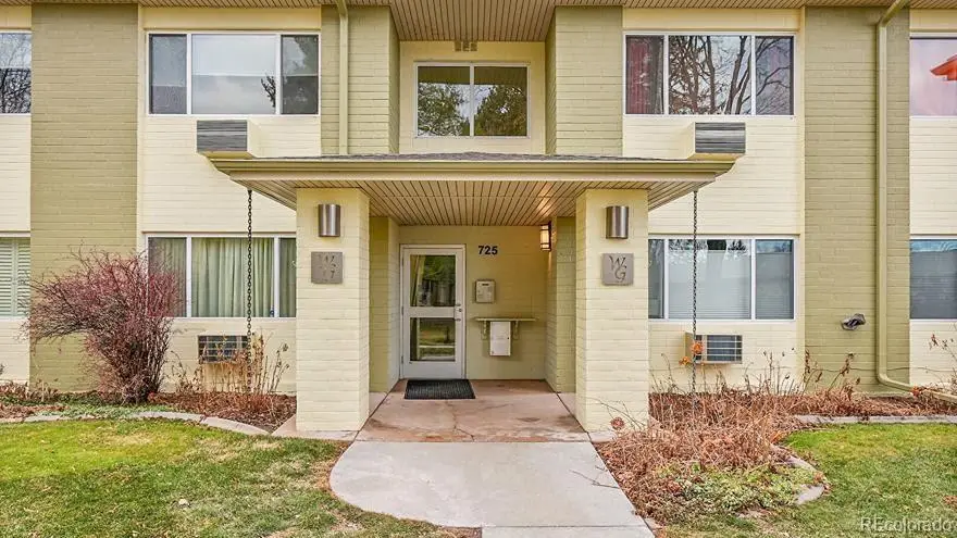 725 S Clinton Street #1B, Denver, CO 80247 - Image #2