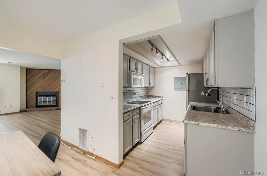 2902 Shadow Creek Drive #204, Boulder, CO 80303 - Image #3