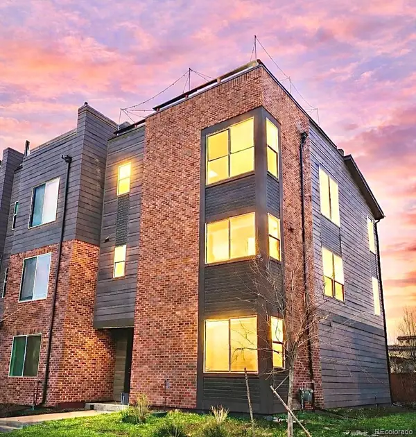 2522 Moline Street, Aurora, CO 80010