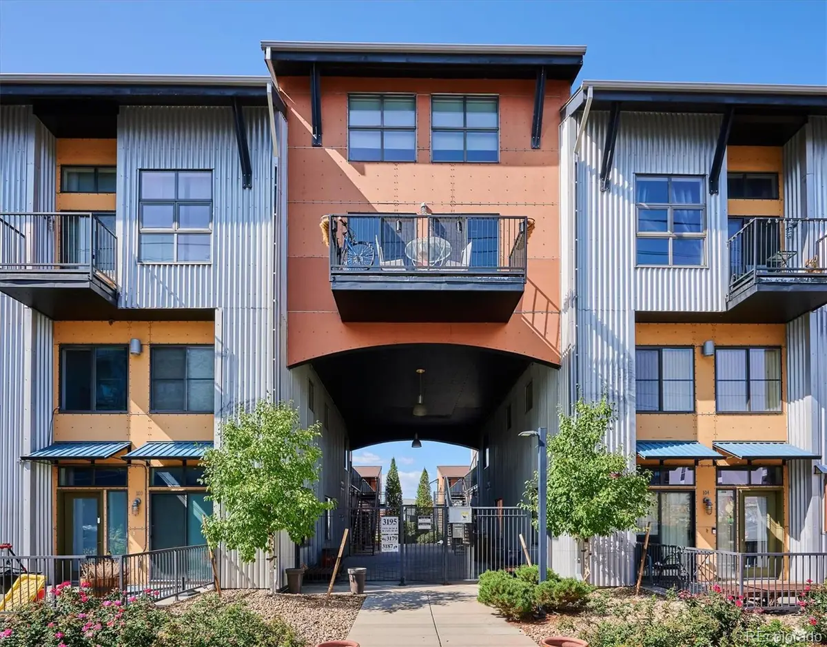3195 Blake Street #207, Denver, CO 80205 - #1