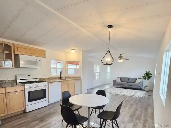 1560 E Street, Golden, CO 80401