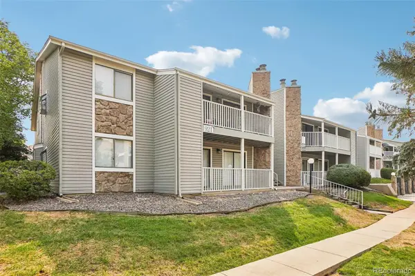 921 S Walden Street #206, Aurora, CO 80017