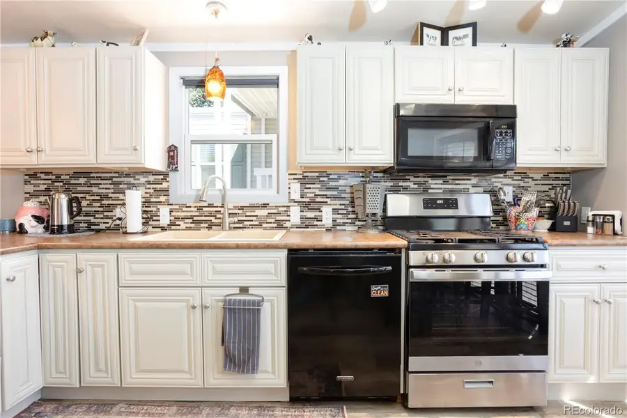 1801 NW 92 Avenue, Federal Heights, CO 80260 - #3