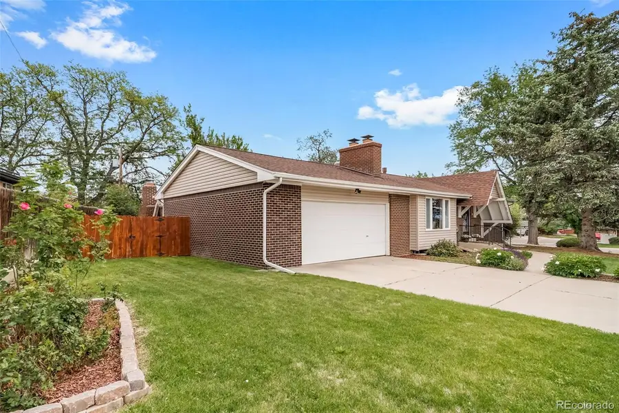 8070 Greenwood Court, Denver, CO 80221 - #2