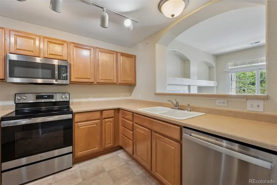 479 Black Feather Loop #311, Castle Rock, CO 80104 - Image #3